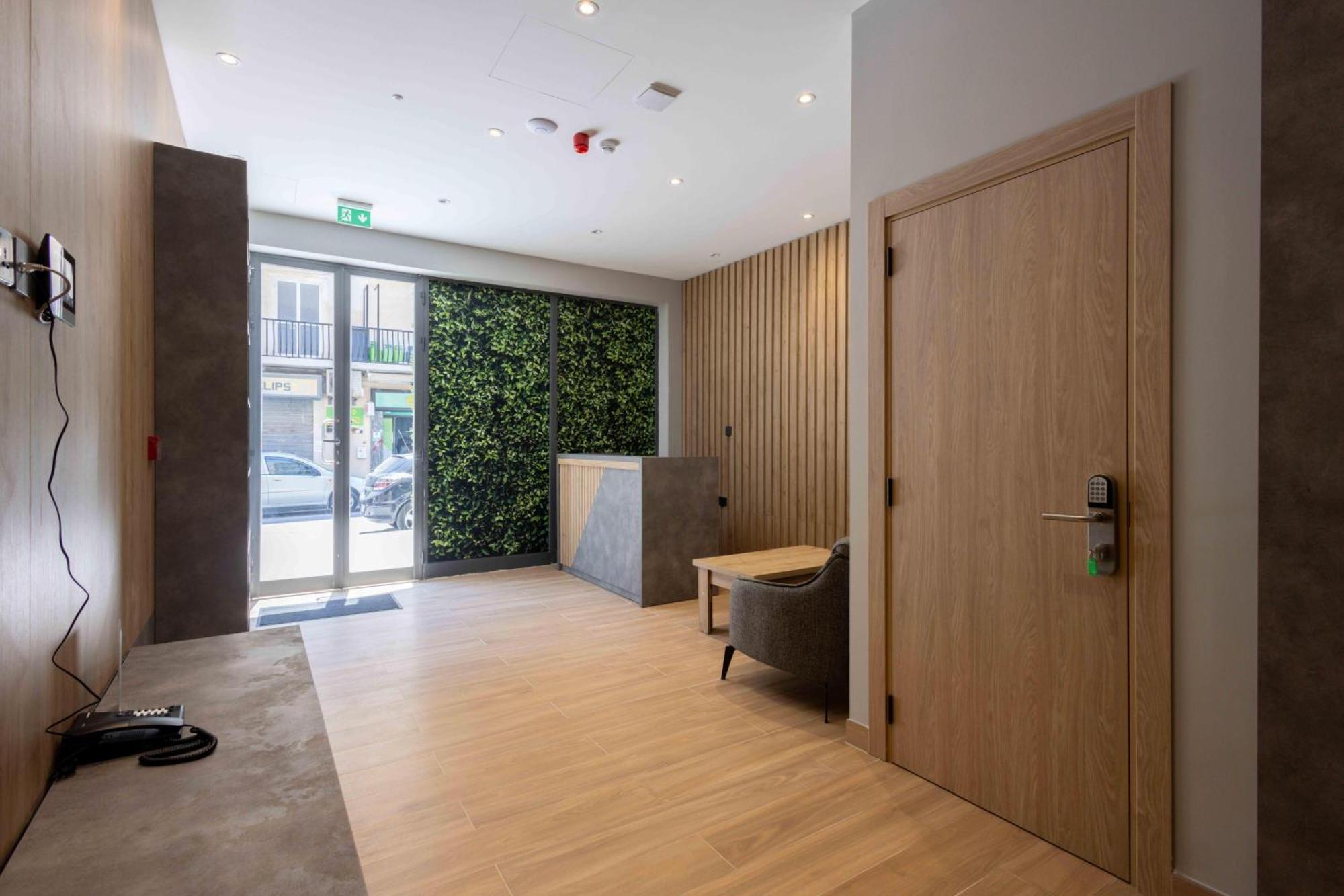 University Boutique Rooms Msida Exterior photo
